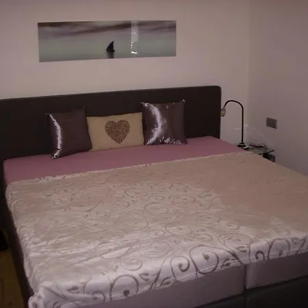 Residenz Stauber בית הארחה *